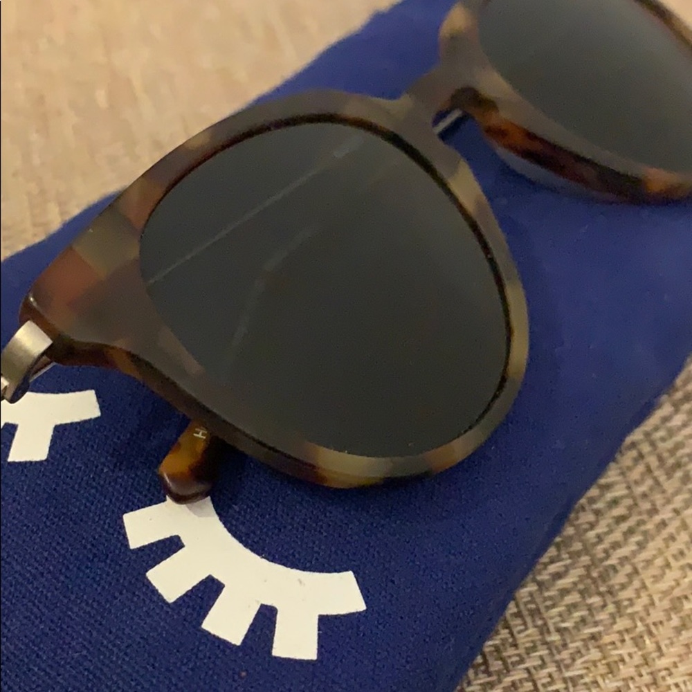 KAIBOSH Biblio Mid Havana Matte Tortoise Sunglass